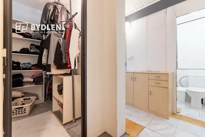 Prodej bytu 2+1, Osek, Hrdlovská, 61 m2