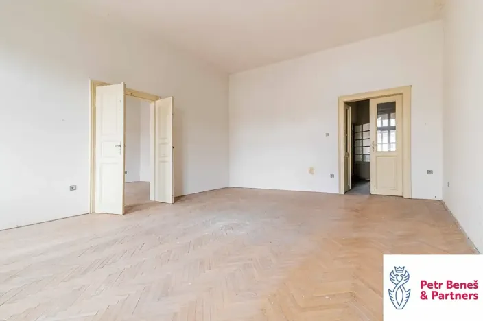 Prodej obchodního prostoru, Rakovník, Husovo náměstí, 622 m2