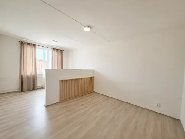 Pronájem bytu 2+1, Chomutov, Kamenná, 61 m2