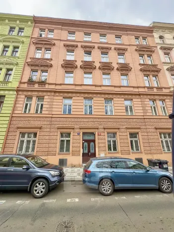 Pronájem bytu 2+kk, Praha - Malá Strana, Petřínská, 38 m2