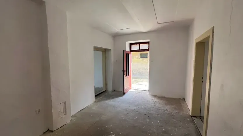 Prodej rodinného domu, Břehy, Bahníkova, 198 m2