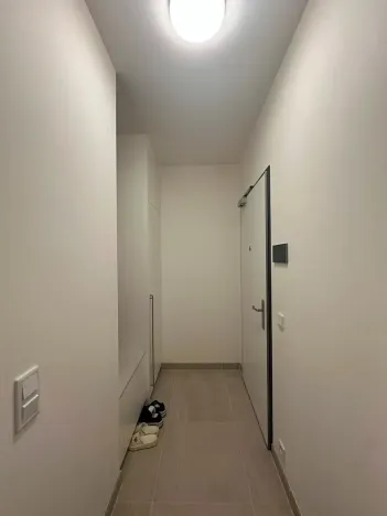 Pronájem bytu 1+kk, Praha - Kamýk, Hodkovická, 35 m2