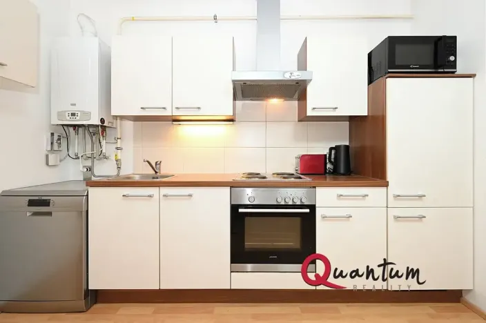 Pronájem bytu 2+kk, Praha - Hloubětín, Slévačská, 47 m2