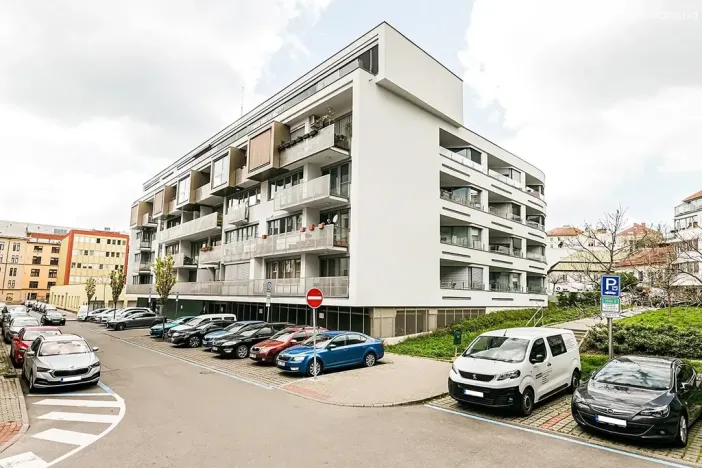 Pronájem bytu 2+kk, Brno, Kopečná, 57 m2