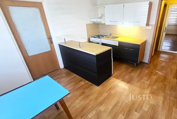 Pronájem bytu 1+1, Písek, nábřeží 1. máje, 42 m2