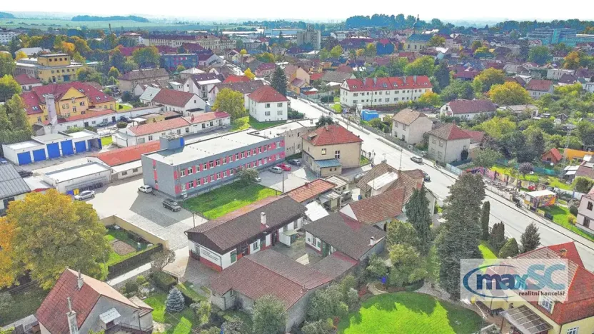 Pronájem skladu, Holice, Hradecká, 317 m2