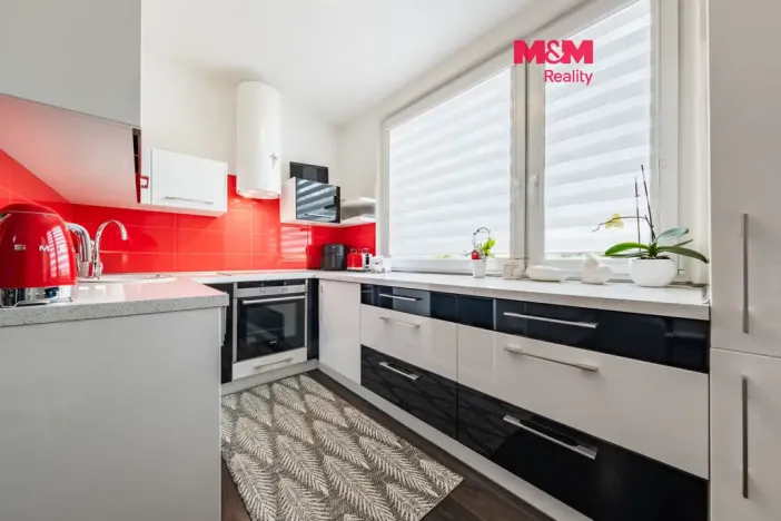 Prodej bytu 4+1, Chomutov, Zengerova, 77 m2