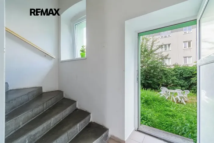 Pronájem bytu 2+kk, Plzeň, Skvrňanská, 50 m2