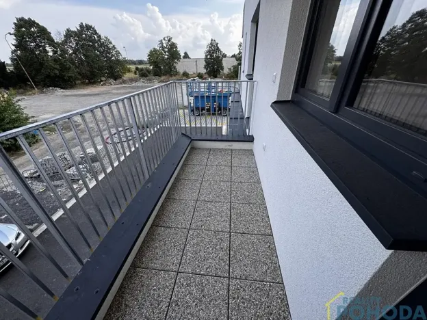 Pronájem bytu 2+kk, Dašice, U Kasáren, 48 m2
