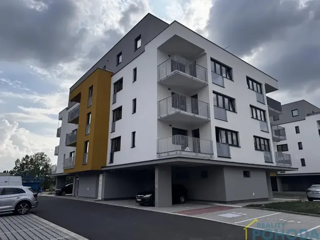 Pronájem bytu 2+kk, Dašice, U Kasáren, 48 m2