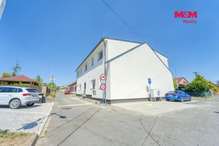 Pronájem bytu 2+kk, Tlučná, Tlučenská kolonie, 37 m2