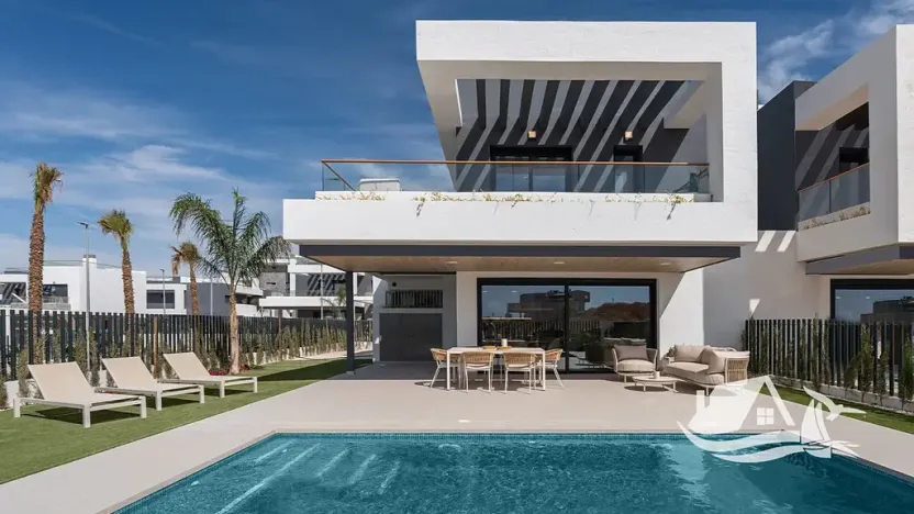 Prodej bytu 4+kk, Torrevieja, Španělsko, 124 m2