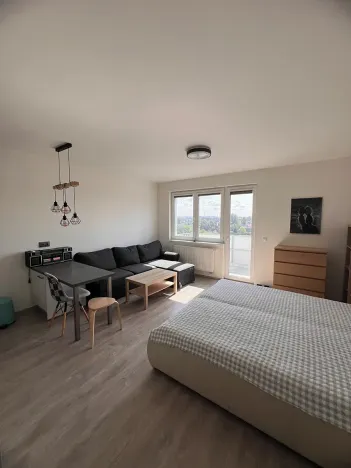 Pronájem bytu 1+kk, Praha - Horní Měcholupy, Hornoměcholupská, 40 m2