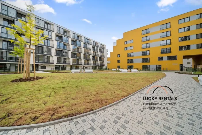 Pronájem bytu 1+kk, Praha - Chodov, Horynova, 32 m2