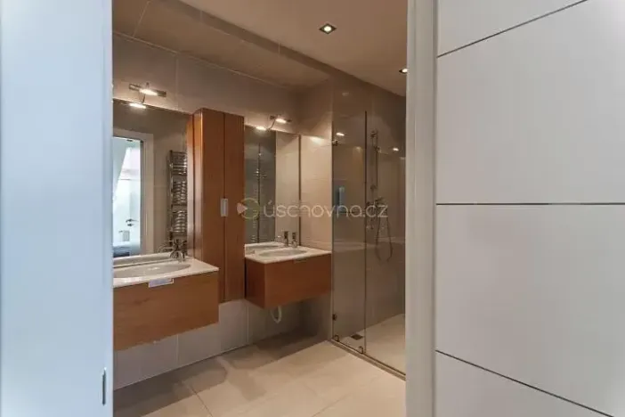 Pronájem bytu 4+kk, Praha - Smíchov, Kroftova, 182 m2