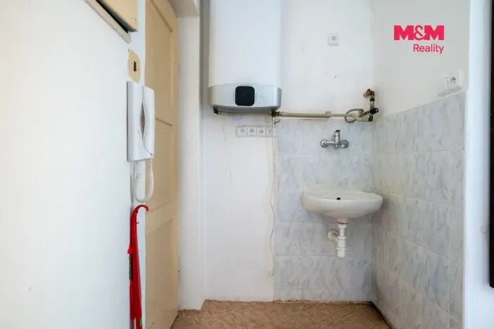 Prodej bytu 1+kk, Vimperk - Vimperk II, 1. máje, 37 m2