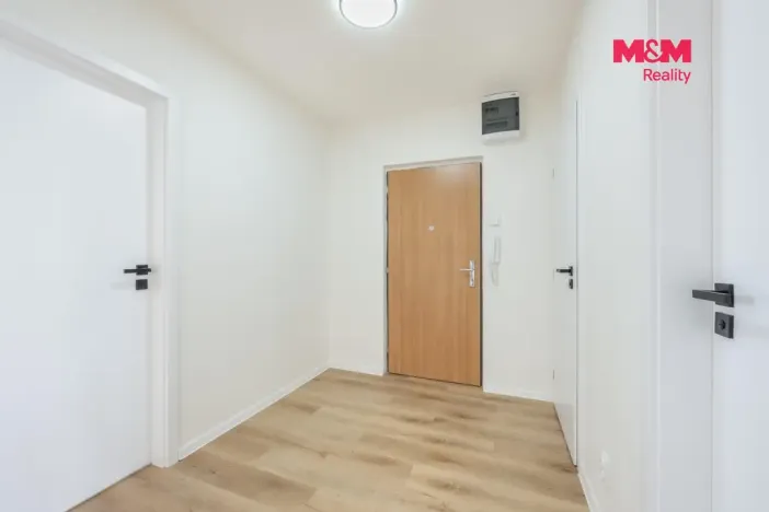 Pronájem bytu 3+1, Kladno - Kročehlavy, Italská, 55 m2