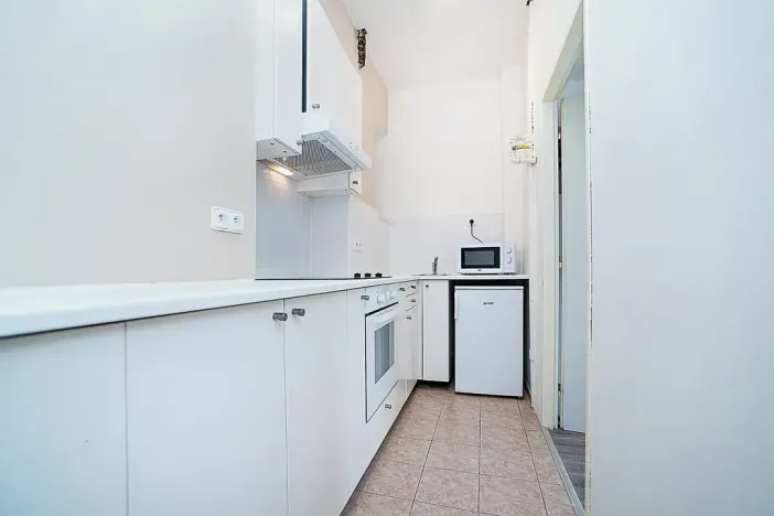 Pronájem bytu 2+1, Praha, Jičínská, 38 m2