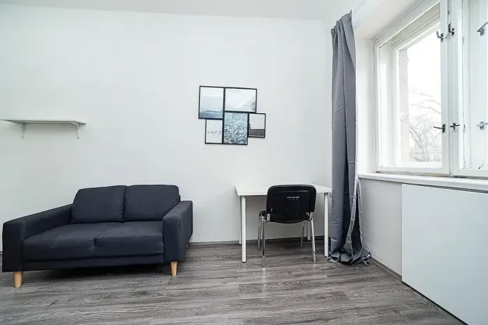 Pronájem bytu 2+1, Praha, Jičínská, 38 m2