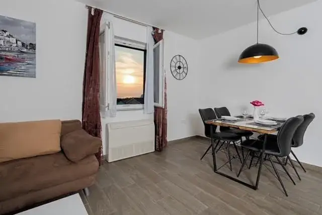 Prodej bytu 3+kk, Peroj, Chorvatsko, 70 m2