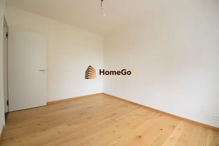 Pronájem bytu 2+kk, Praha - Modřany, Kolmanova, 67 m2