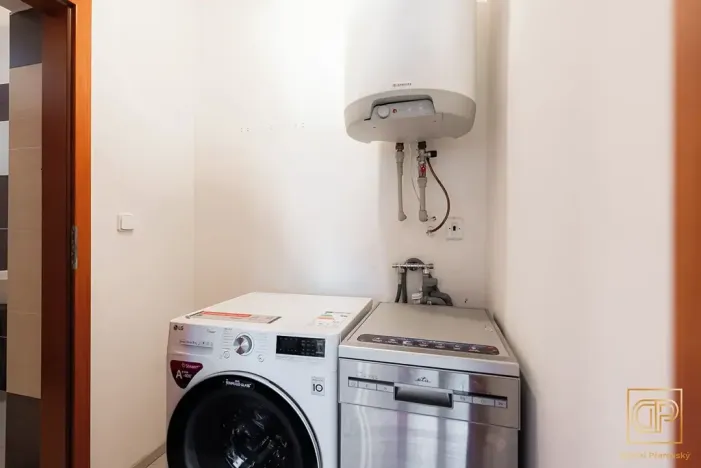 Pronájem bytu 2+kk, Brno, Rakovecká, 54 m2