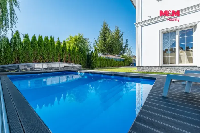 Prodej rodinného domu, Šestajovice, U Váhy, 356 m2