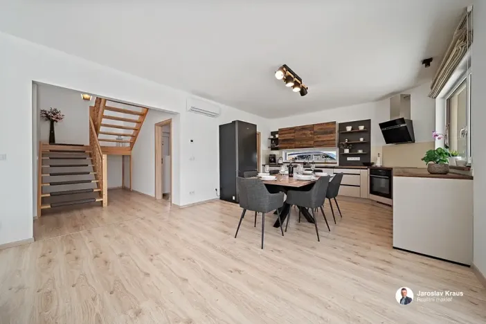 Prodej rodinného domu, Dolní Branná, 147 m2