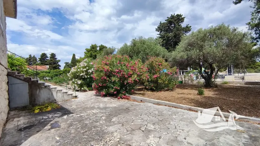 Prodej rodinného domu, Supetar, Chorvatsko, 300 m2
