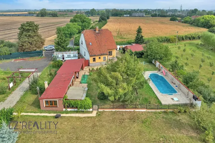 Prodej komerční nemovitosti, Pečky, 345 m2
