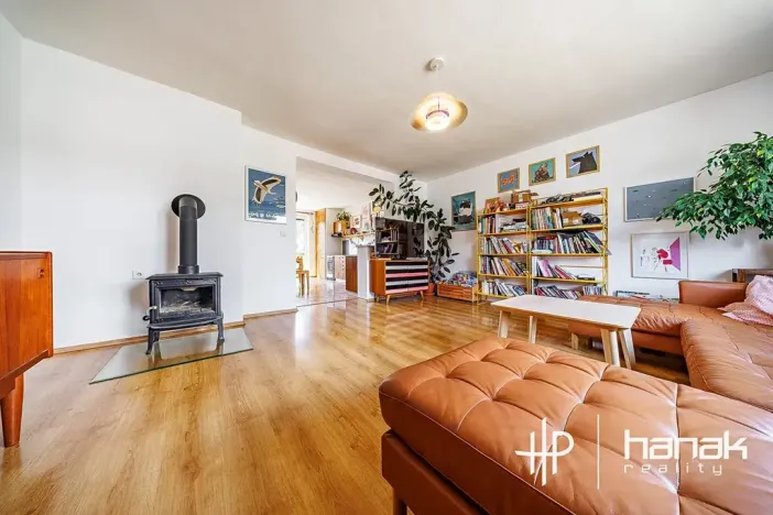 Prodej rodinného domu, Hradčany, 243 m2