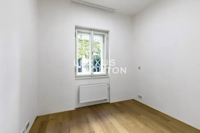 Pronájem bytu 2+kk, Praha - Žižkov, Bořivojova, 35 m2