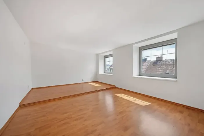 Prodej atypického bytu, Brno, Zábrdovická, 107 m2