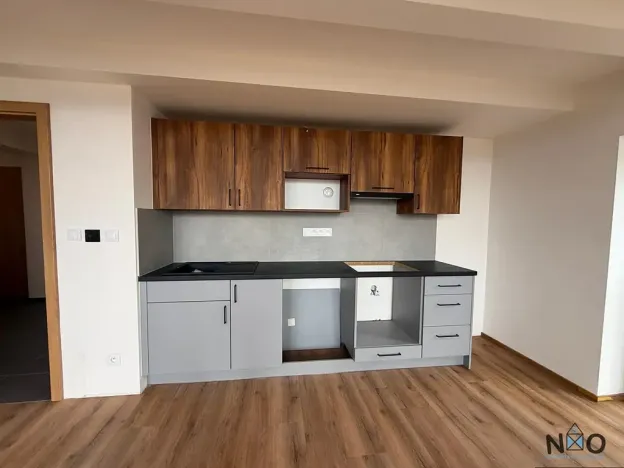 Pronájem bytu 2+kk, Úherce, Hlavní, 88 m2