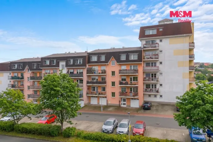 Pronájem bytu 1+kk, Kladno, Vojtěcha Lanny, 37 m2