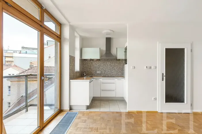 Pronájem bytu 1+kk, Praha - Žižkov, Dalimilova, 50 m2