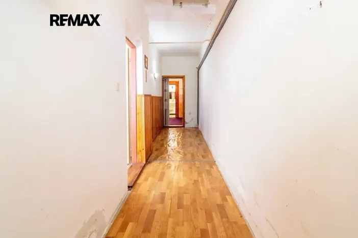 Prodej rodinného domu, Břeclav, náměstí Petra Bezruče, 70 m2