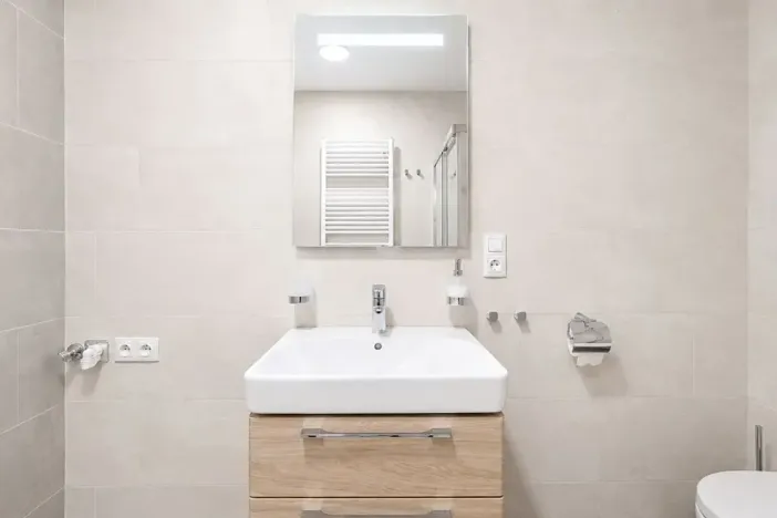 Pronájem bytu 2+kk, Praha - Karlín, Pod výtopnou, 33 m2