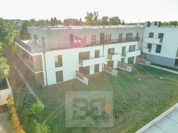 Pronájem bytu 2+kk, Kostelec nad Černými lesy, Živcova, 59 m2