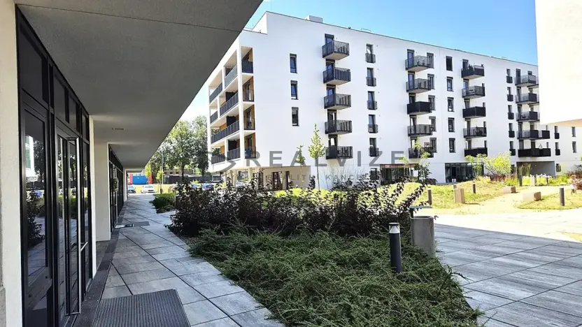 Pronájem bytu 4+kk, České Budějovice, Vrbenská, 103 m2