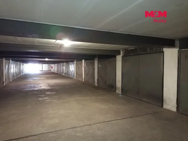 Pronájem garáže, Plzeň - Skvrňany, Vojanova, 17 m2