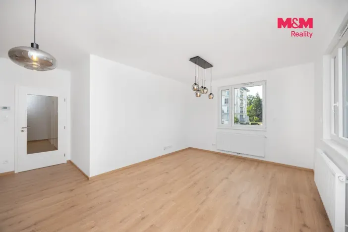 Pronájem bytu 3+kk, Pardubice, U Sportovní školy, 82 m2