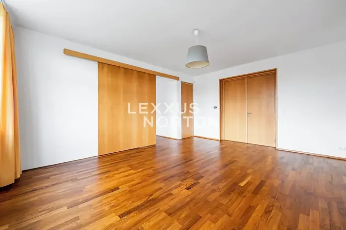 Pronájem bytu 3+1, Praha - Střešovice, Malá, 109 m2