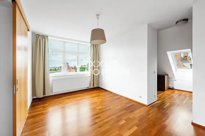 Pronájem bytu 3+1, Praha - Střešovice, Malá, 109 m2