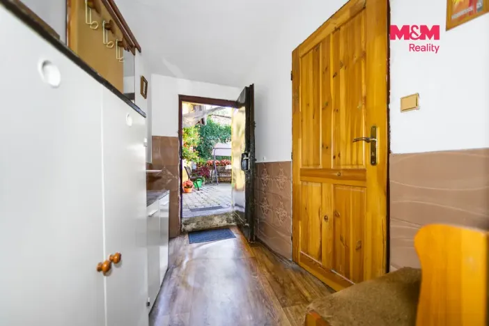 Prodej rodinného domu, Bitozeves, 65 m2