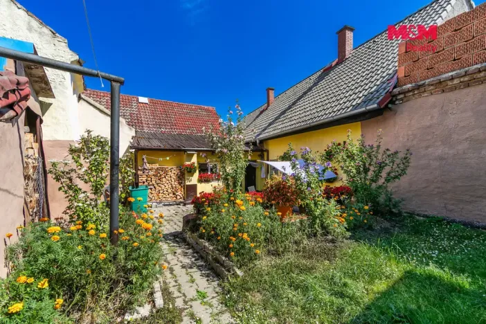 Prodej rodinného domu, Bitozeves, 65 m2
