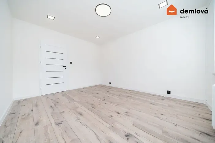 Pronájem bytu 2+1, Ostrava, Otakara Jeremiáše, 58 m2