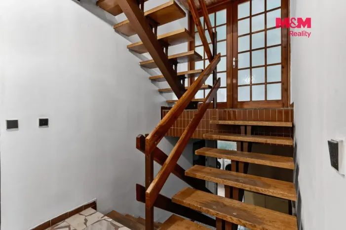 Prodej rodinného domu, Klokočí, 240 m2