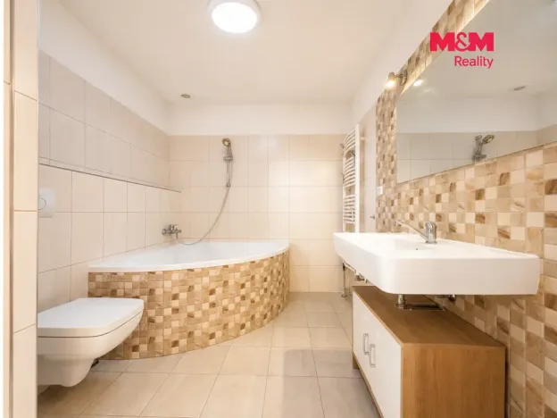 Prodej bytu 3+kk, Veleň - Mírovice, Polní, 75 m2