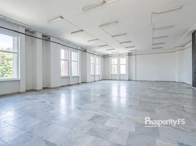 Prodej obchodního prostoru, Český Těšín, Kysucká, 1500 m2